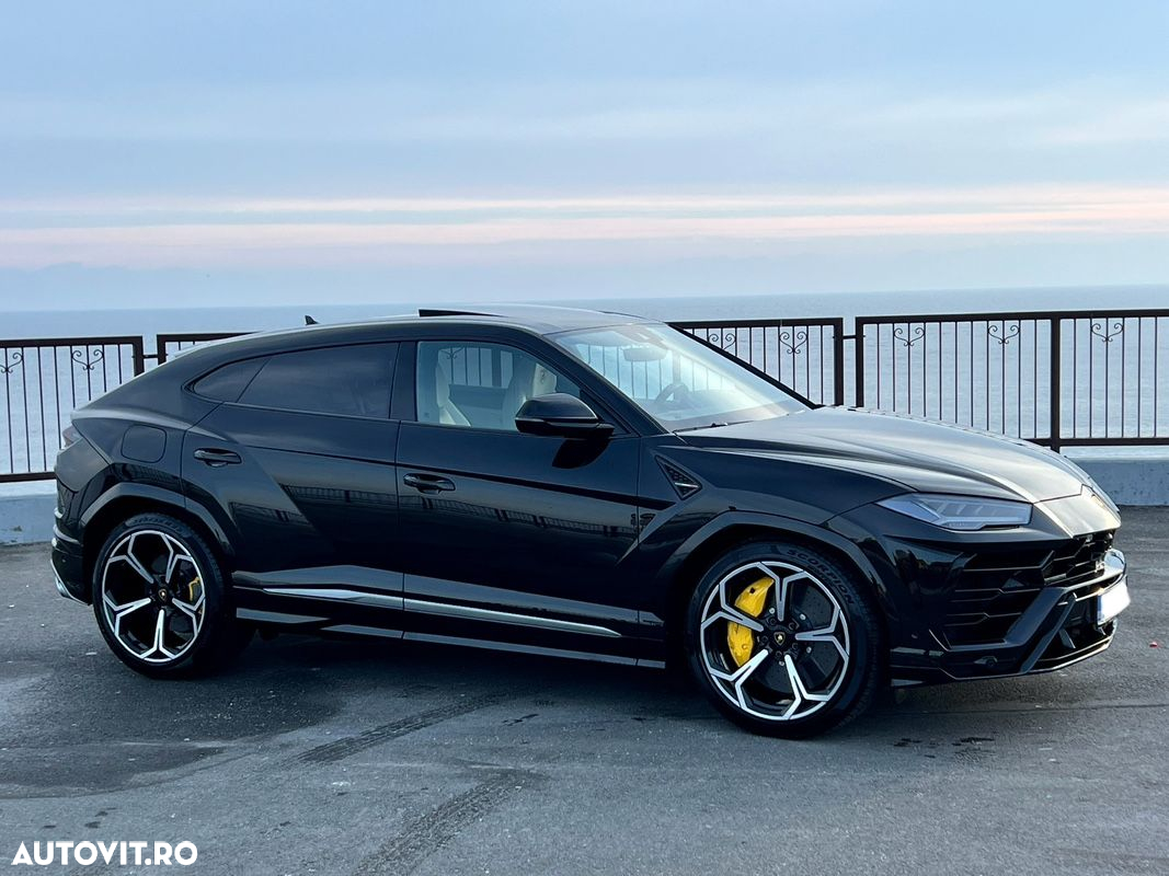 Lamborghini URUS Standard - 10