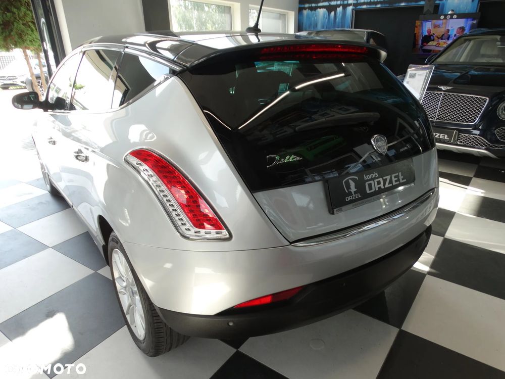 Lancia Delta 1.6 MultiJet 16v DFN6 Platinum - 12