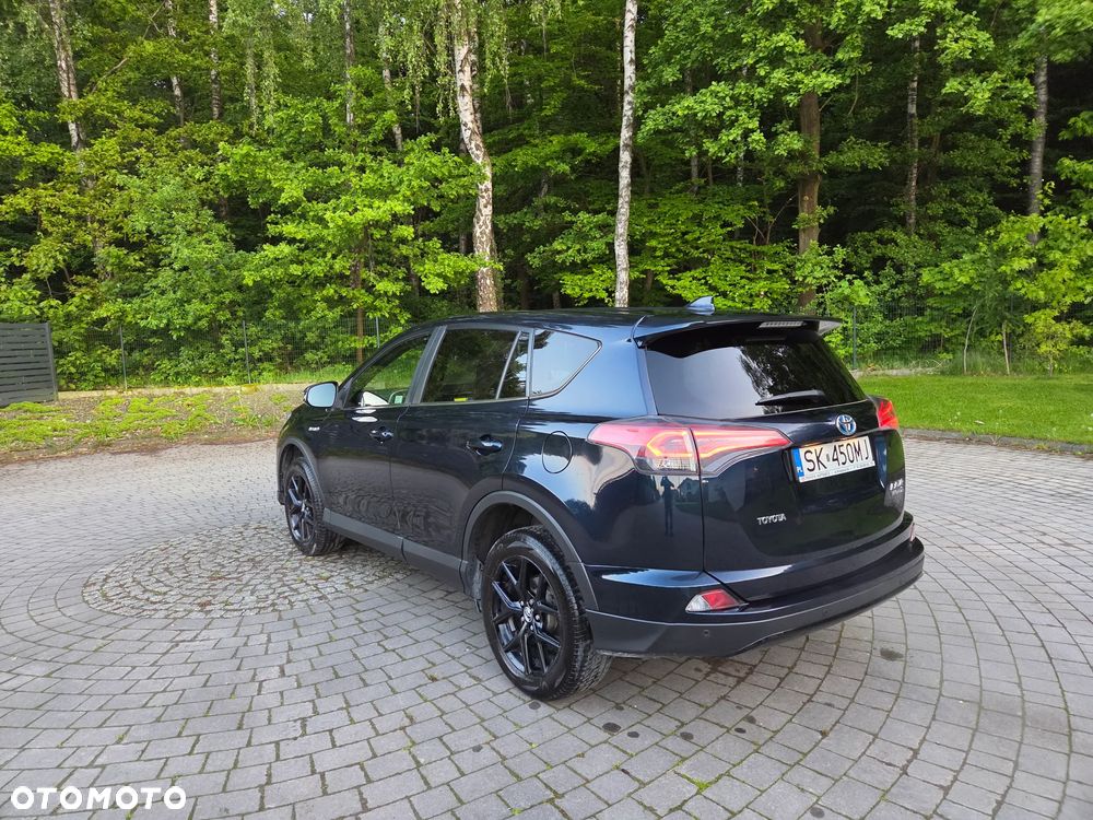 Toyota RAV4 - 5