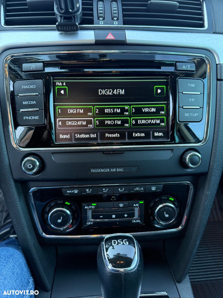 Skoda Superb 2.0 TDI Ambition DSG - 19