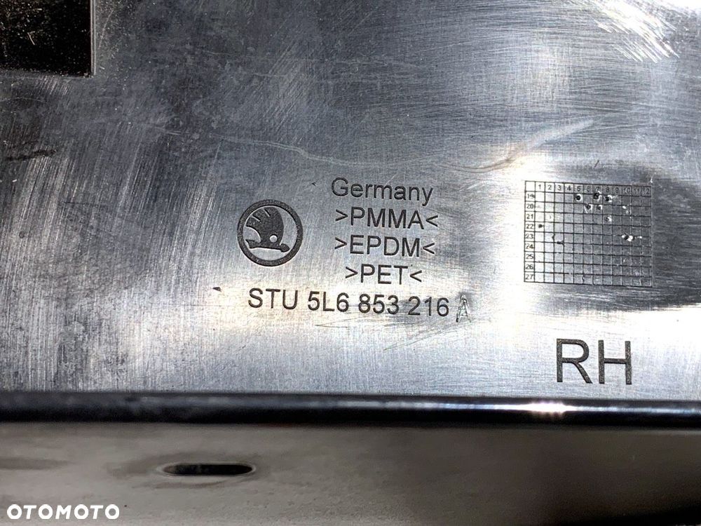 NAKŁADKA OSŁONA LISTWA SŁUPKA PRAWY TYŁ  SKODA YETI (5L) 2009 - 2017 1.4 TSI 90 kW [122 KM] - 7