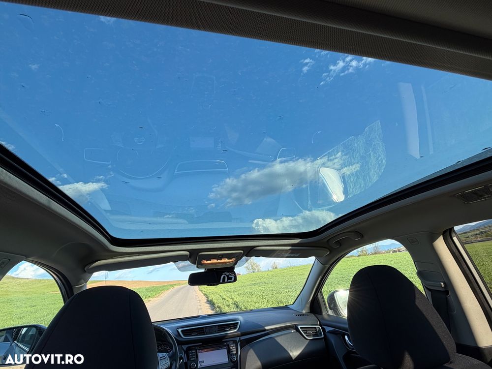 Nissan Qashqai 1.5 DCI N-Connecta - 13