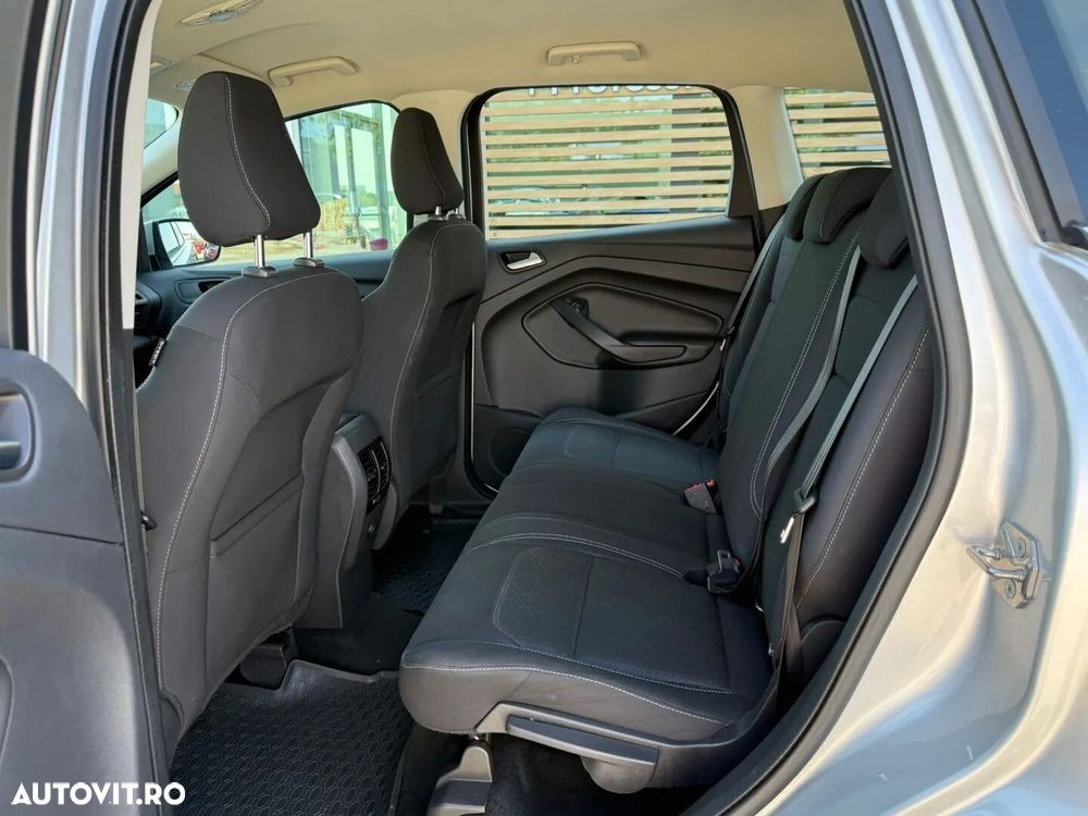 Ford Kuga - 15