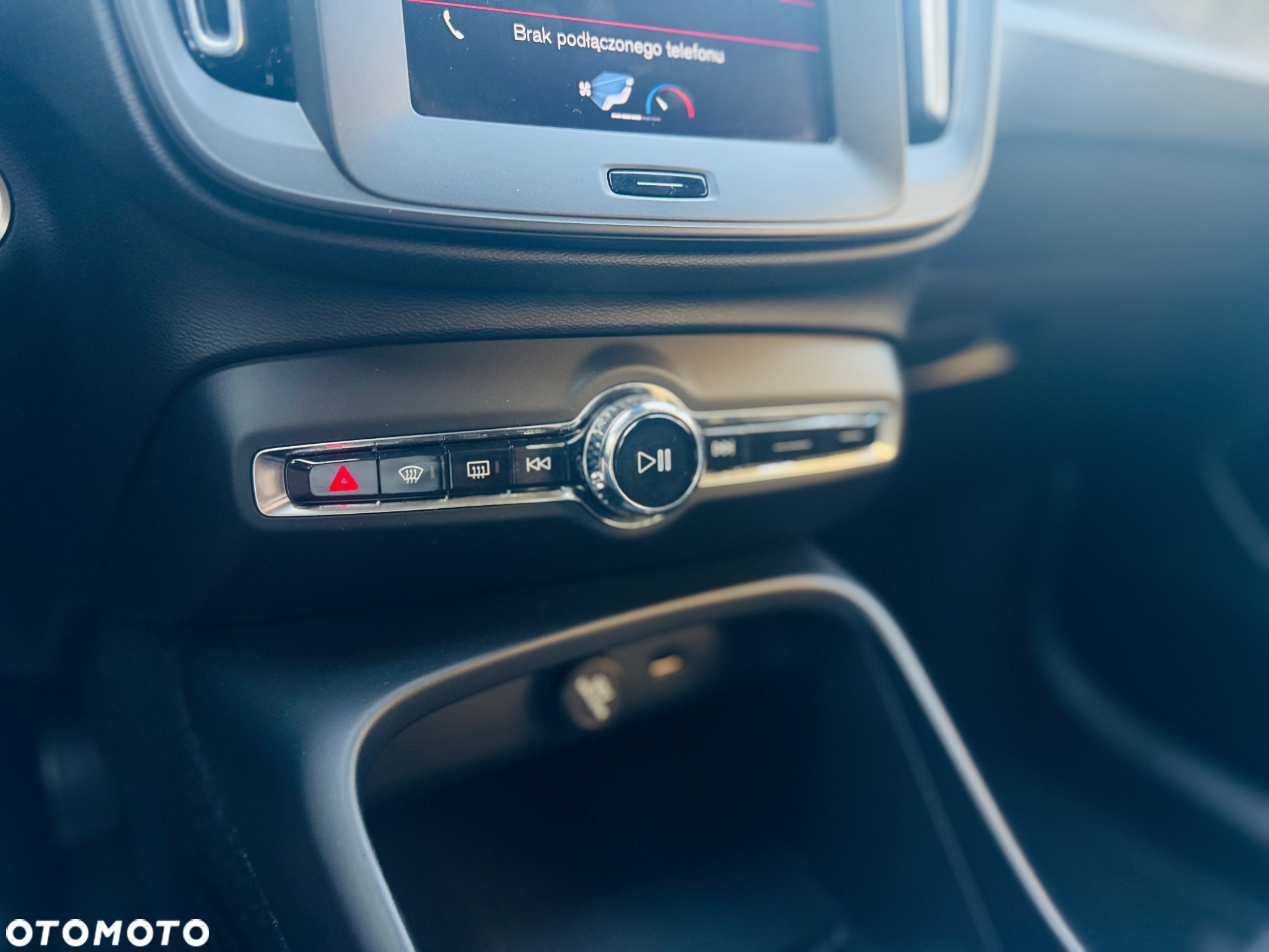 Volvo XC 40 D3 Momentum Pro - 13
