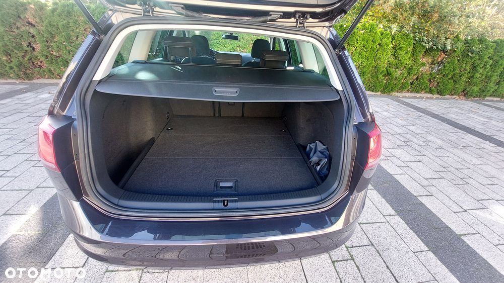 Volkswagen Golf 1.4 TSI ACT BlueMotion Technology Lounge - 23