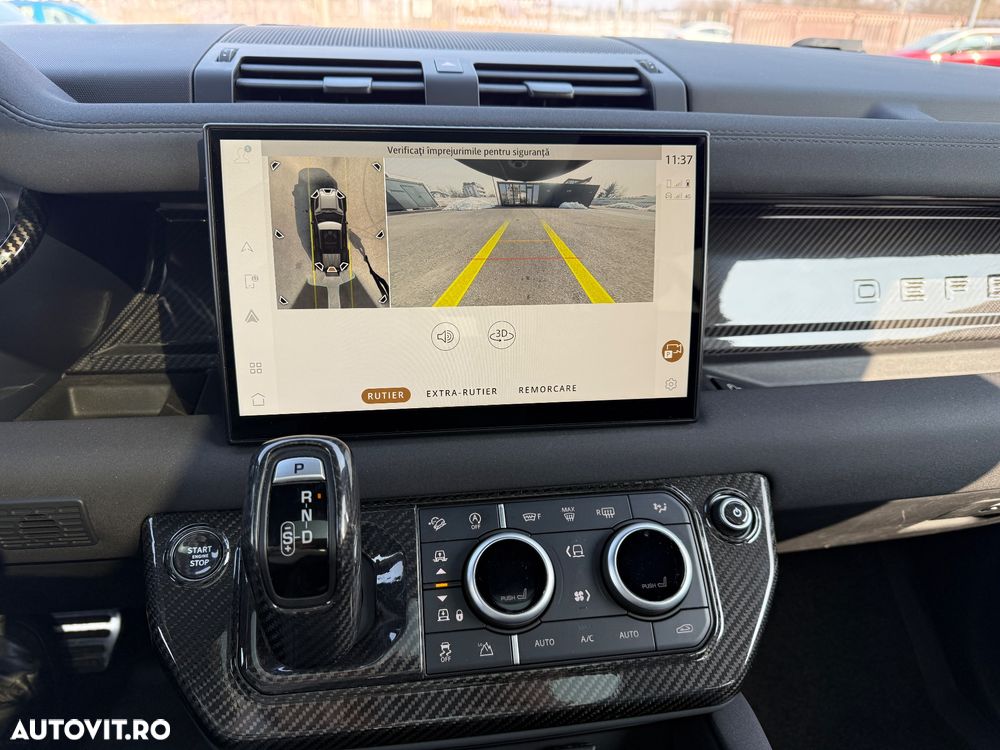 Land Rover Defender 110 3.0D 250 MHEV Hard Top X-Dynamic SE - 15