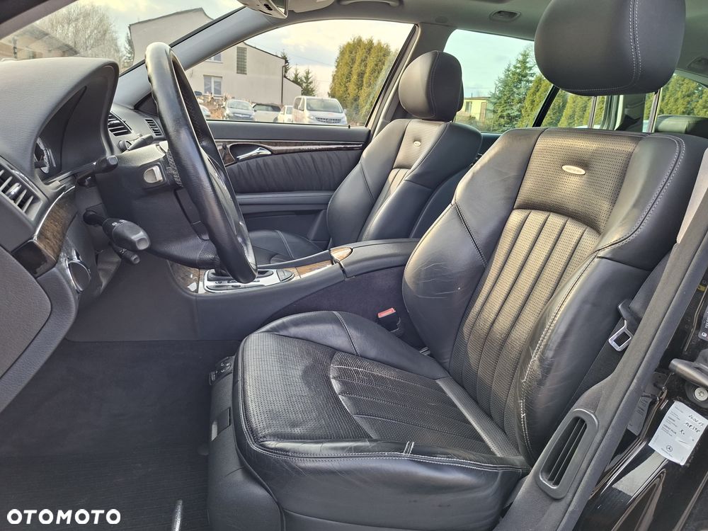 Mercedes-Benz Klasa E 55 AMG Automatik - 21