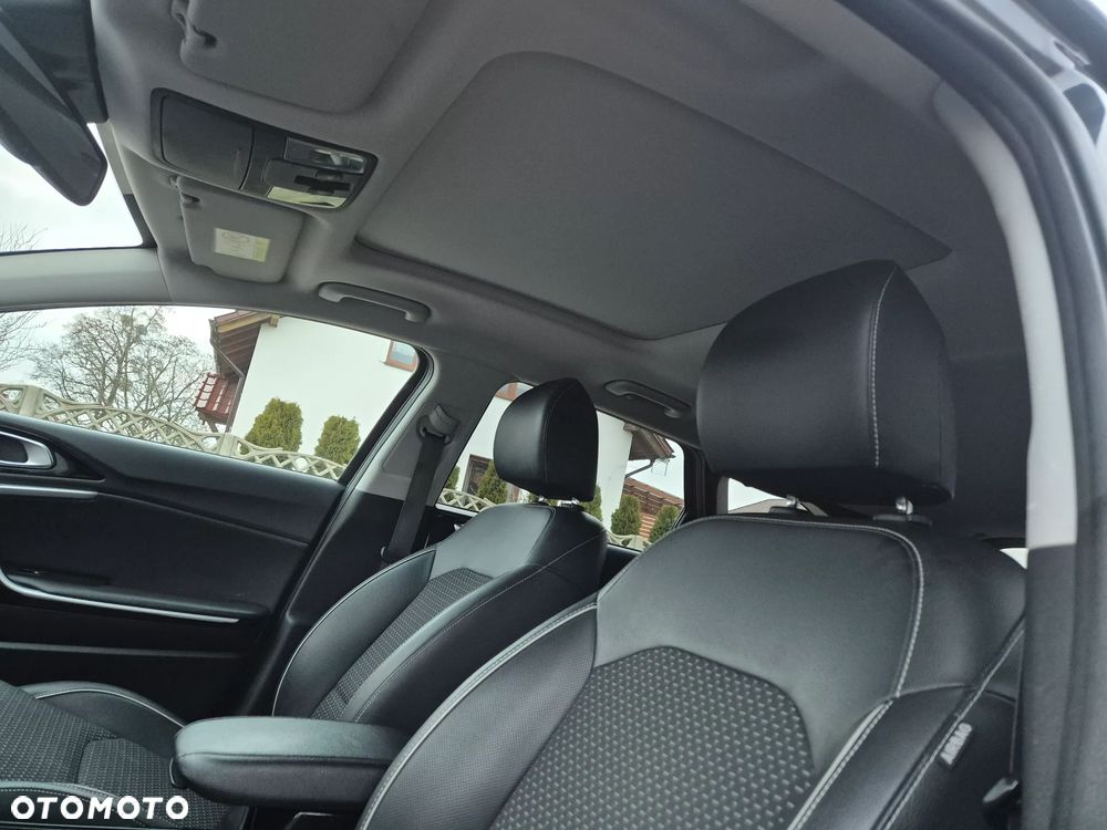 Kia Ceed 1.6 CRDi DCT GT Line - 19