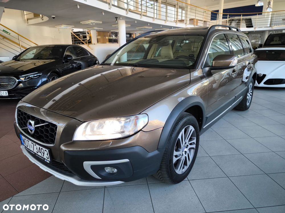 Volvo XC 70 D4 AWD Summum - 1