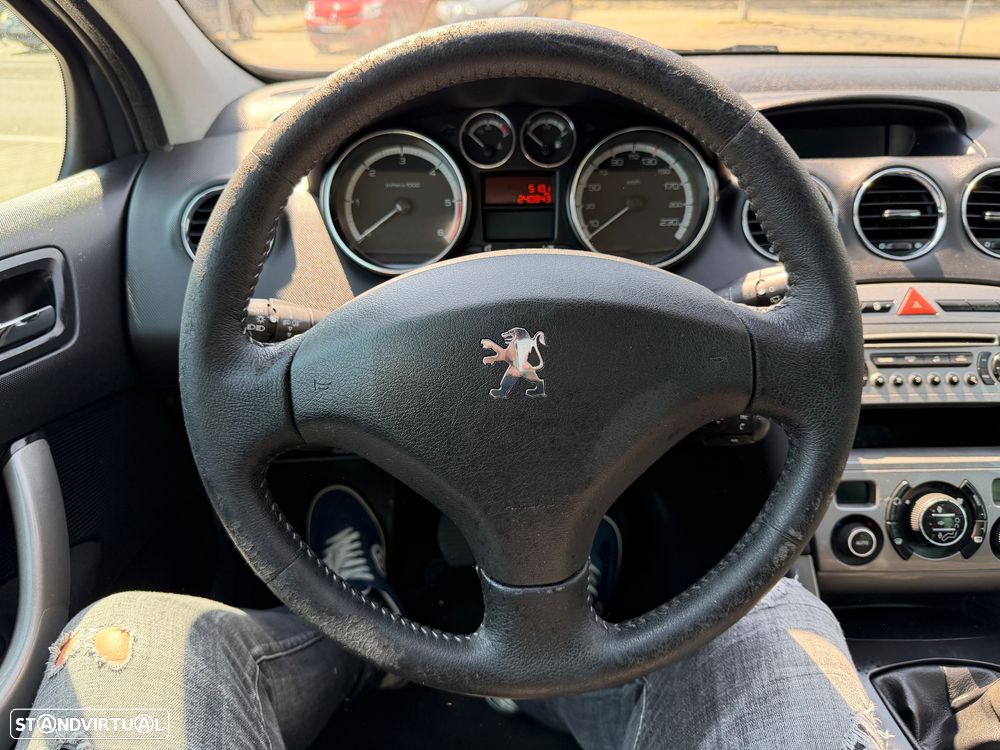 Peugeot 308 SW 1.6 HDi Executive - 23