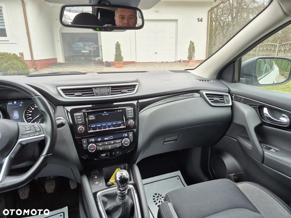 Nissan Qashqai 1.3 DIG-T ZAMA - 22