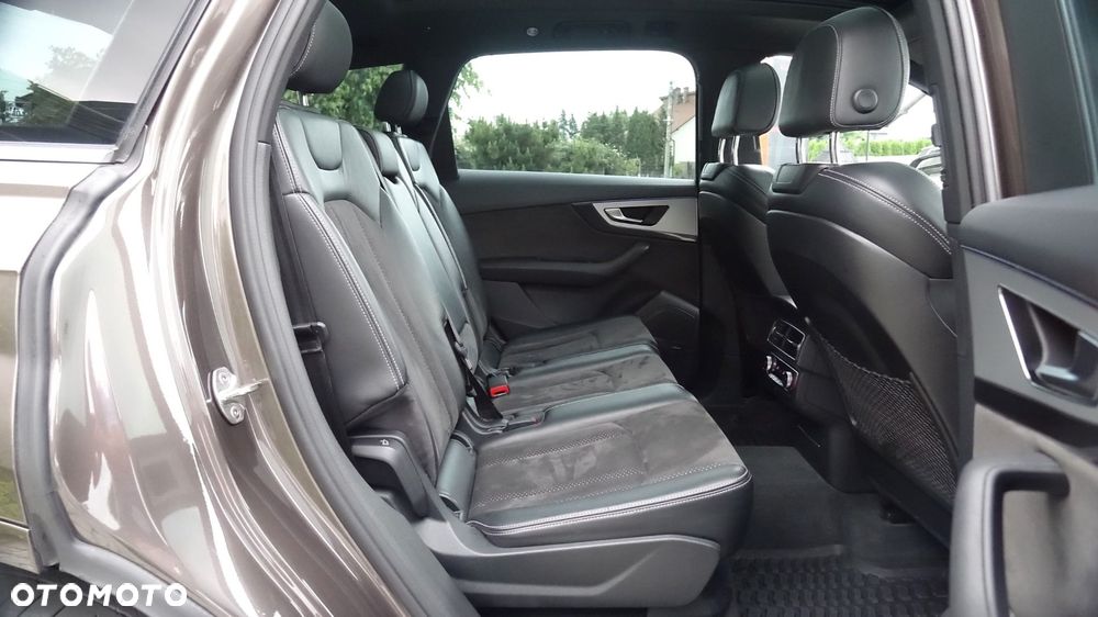 Audi Q7 - 28