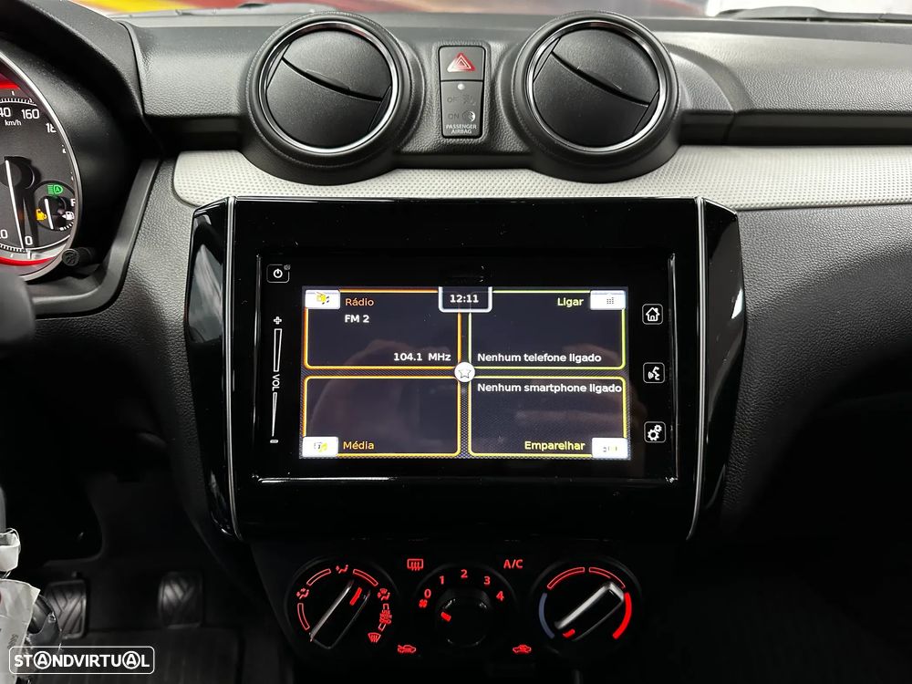 Suzuki Swift 1.2 Mild Hybrid GLX - 26