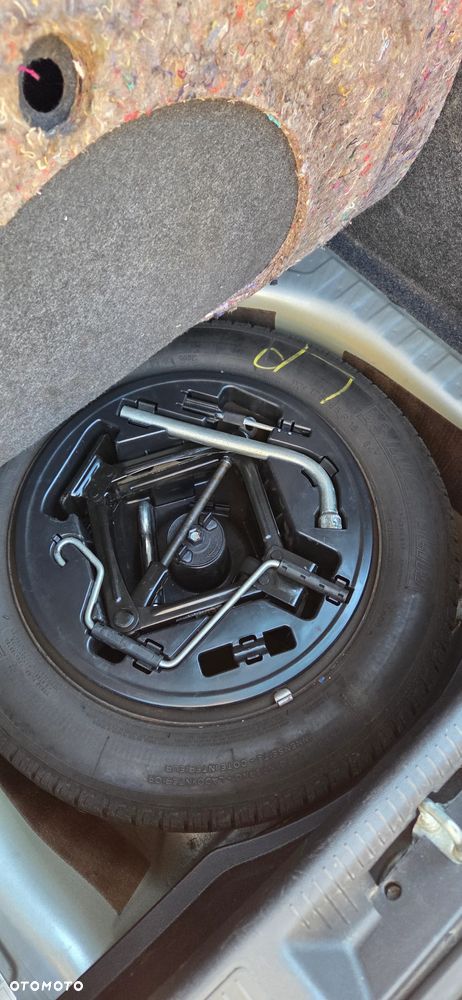 Fiat Grande Punto Actual 1.4 8V Estiva Blue&Me Euro5 - 6