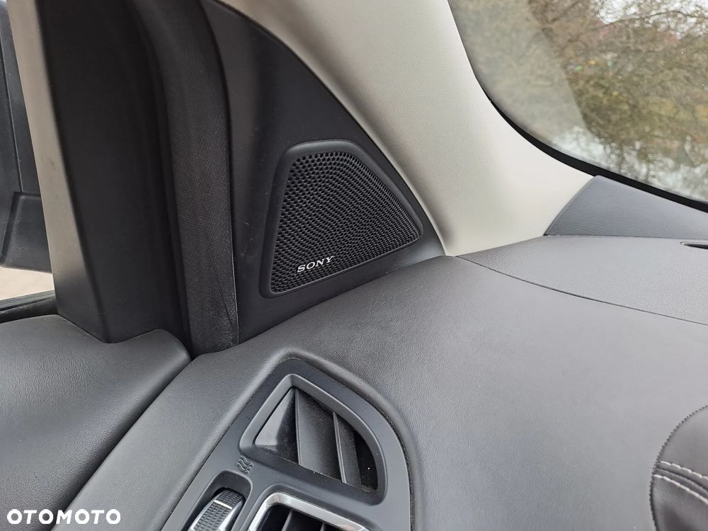 Ford Kuga 2.0 TDCi 4x4 Vignale - 22