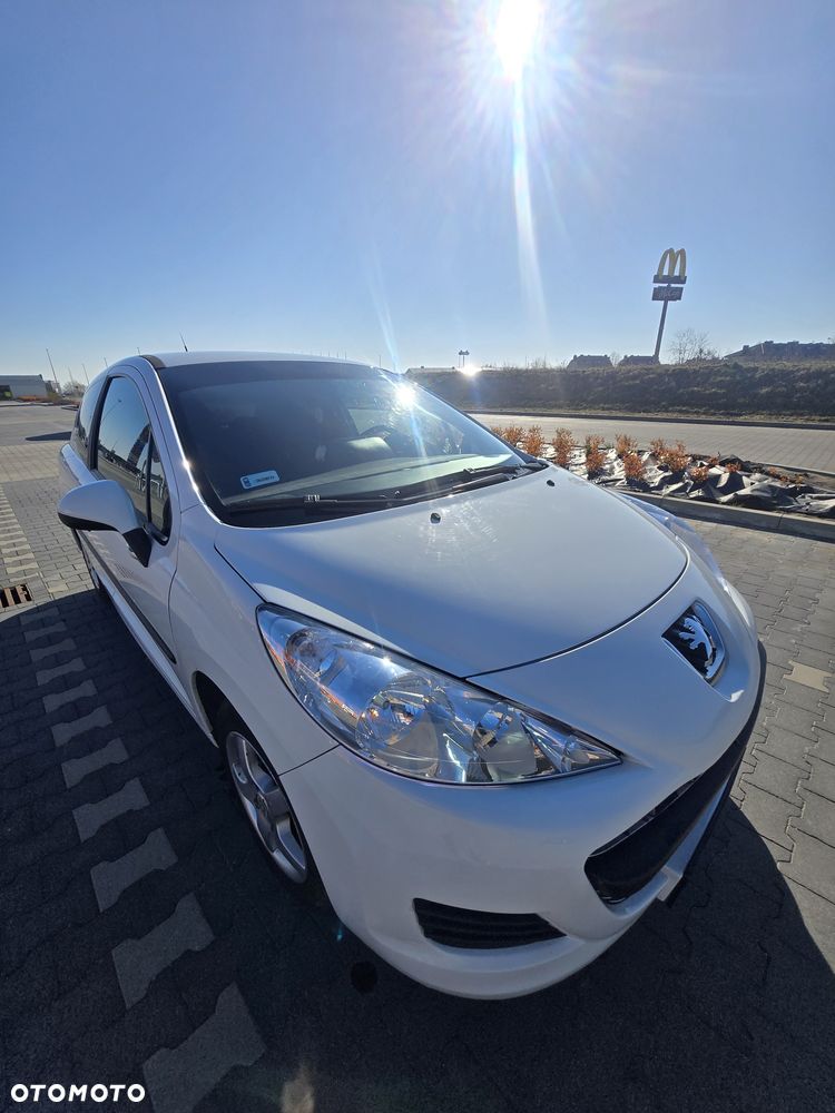 Peugeot 207 - 4