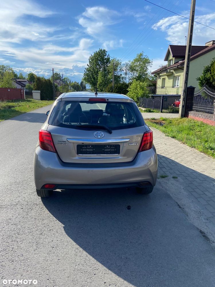 Toyota Yaris 1.0 Active EU6 - 3