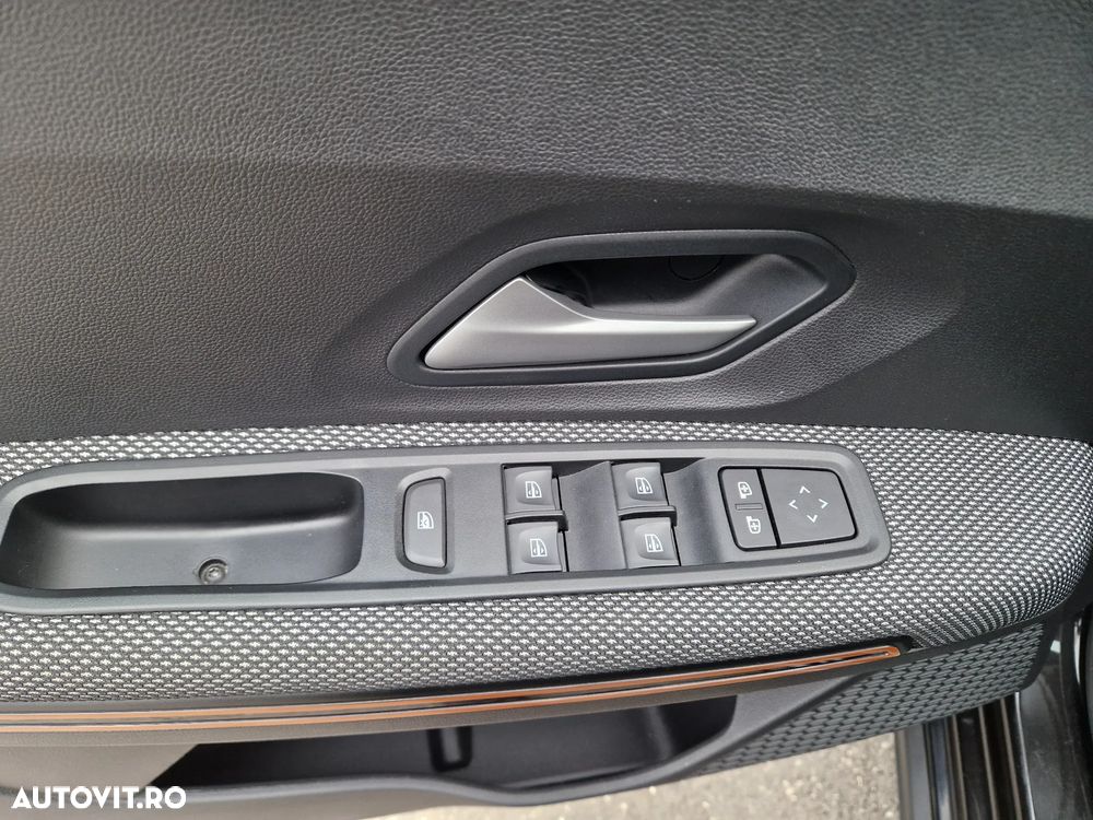Dacia Sandero Stepway TCe 90 MT6 Expression - 13