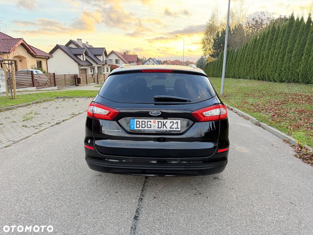 Ford Mondeo - 22