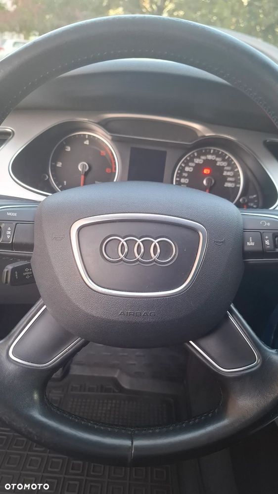 Audi A4 Avant - 32