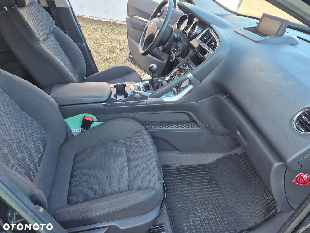 Peugeot 3008 1.6 Allure - 18