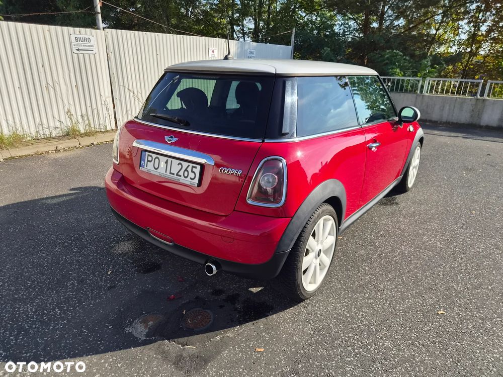 MINI Cooper Standard - 12