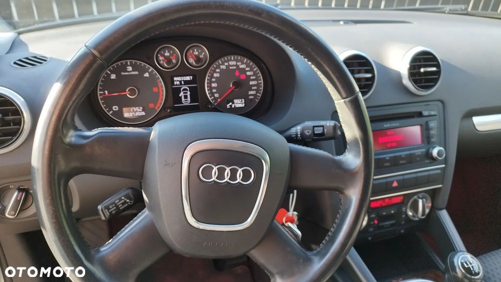 Audi A3 Sportback 2.0 TDI DPF Attraction - 26