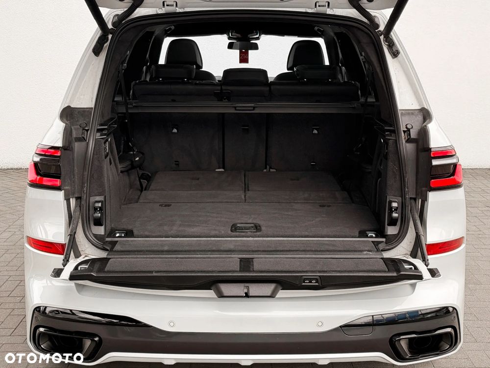 BMW X7 xDrive40d - 13