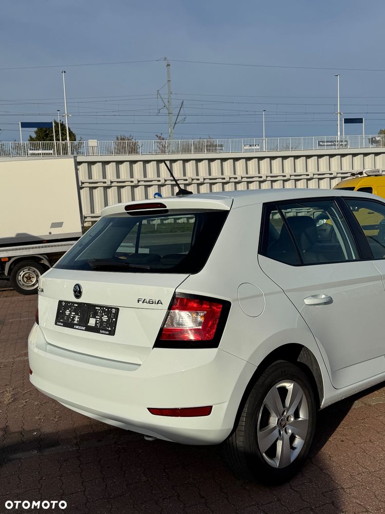 Skoda Fabia 1.0 MPI Active - 9