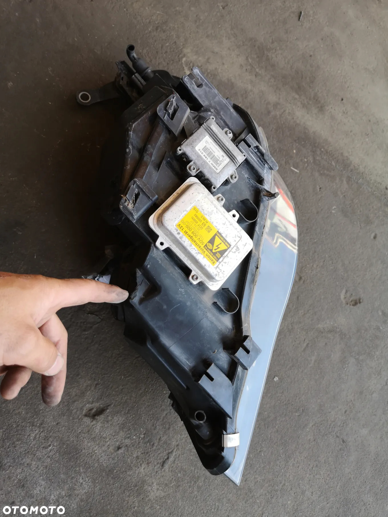 LAMPA PRAWA PRZEDNIA HELLA DYNAMIC XENON D1S BMW 5 E60 E61 LIFT LCI EUROPA 7177734 KOMPLETNA - 6