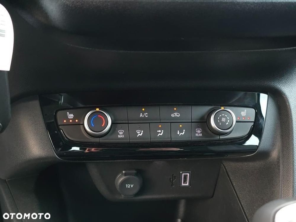 Opel Corsa 1.2 T mHEV GS eDCT - 17