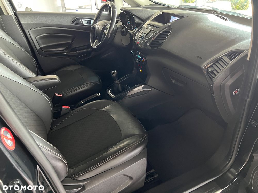 Ford EcoSport 1.0 EcoBoost TITANIUM - 32