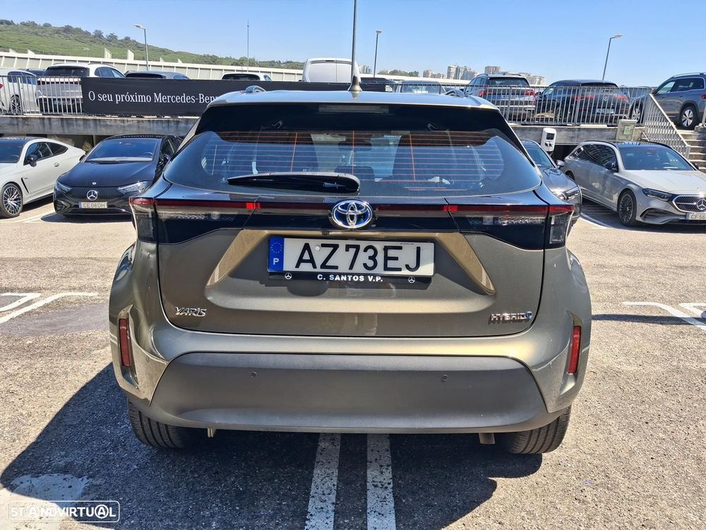 Toyota Yaris Cross 1.5 HDF Luxury — fotografia 6