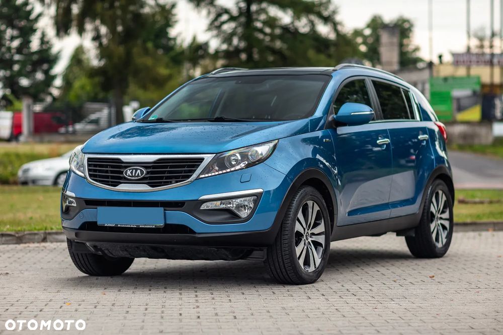 Kia Sportage 2.0 CRDI 4WD Automatik Dream-Team Edition - 5