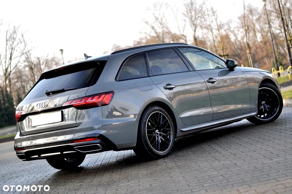 Audi A4 Avant 40 TDI S Line S tronic - 17