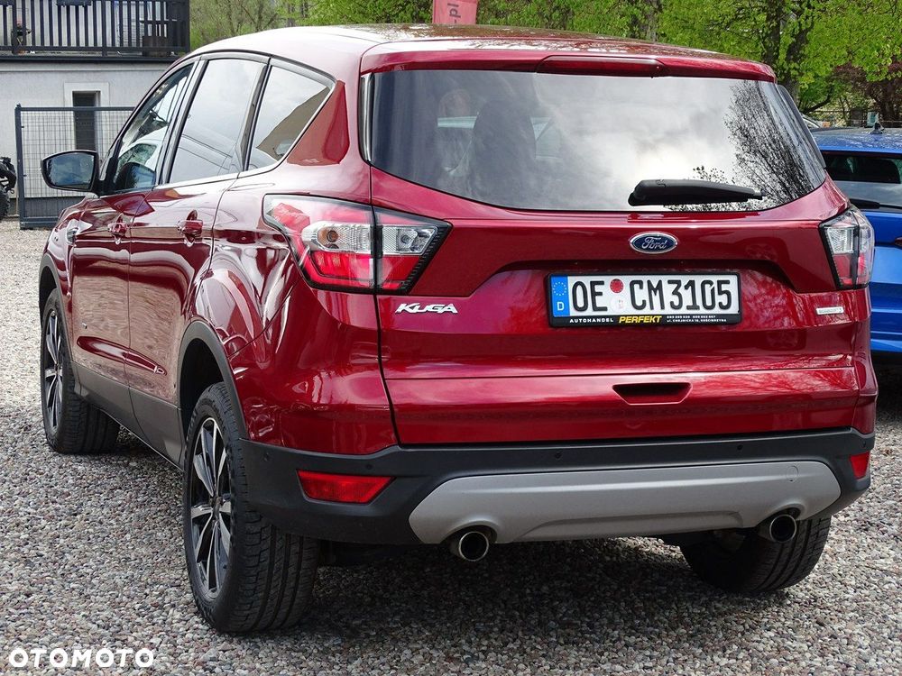 Ford Kuga - 11