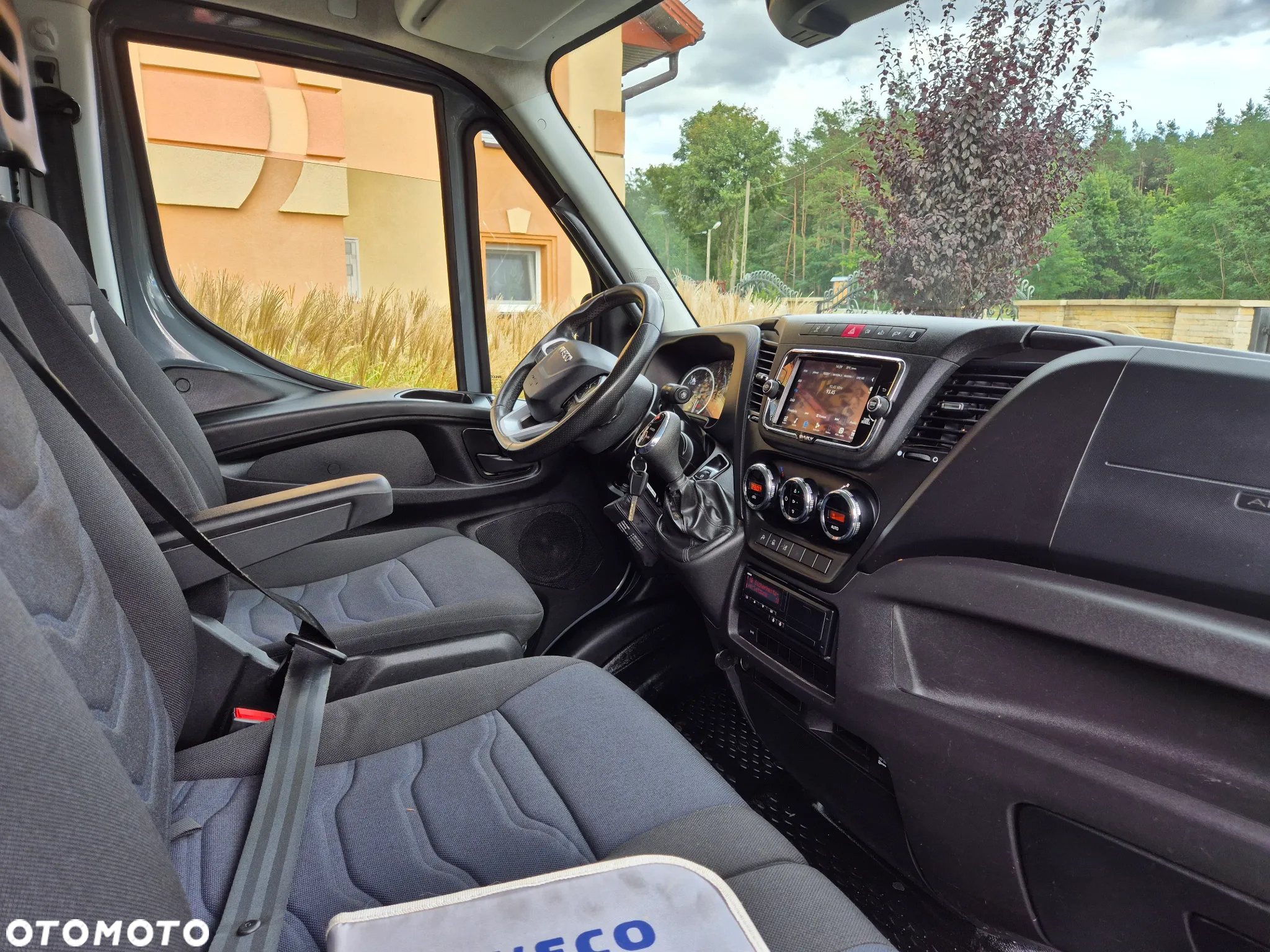Iveco DAILY 40C21 210KM L3H2 KLIMA BLIZNIAK TEMPOMAT BLOKADA MOSTU NAVI - 15