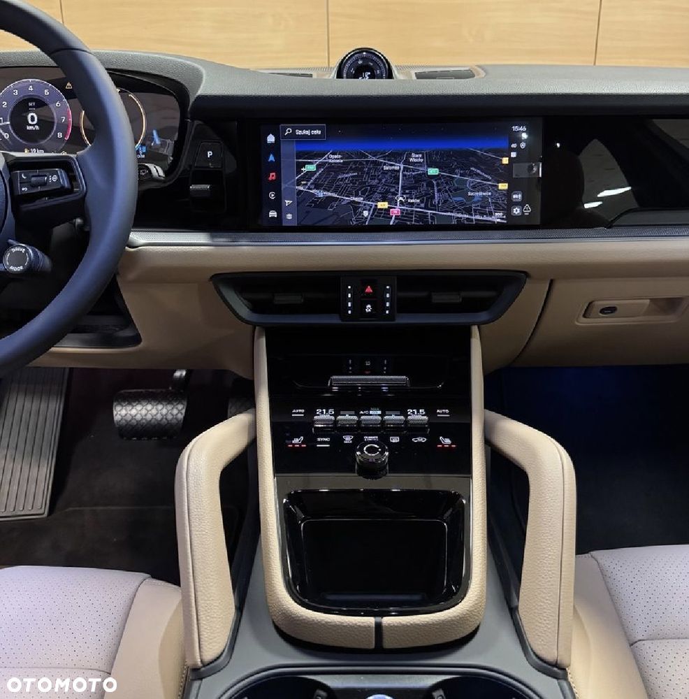 Porsche Cayenne Standard - 16