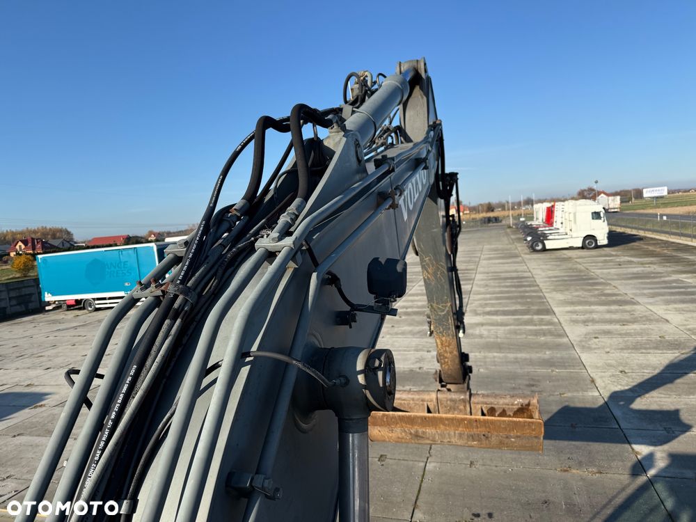 Volvo EC140LCM / TYLKO 5100 MTH / SZEROKIE GĄSIENNICE / Z FRANCJI / SUPER STAN / / / - 15