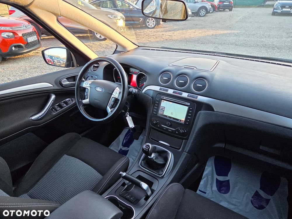 Ford S-Max 2.0 TDCi DPF Titanium - 14