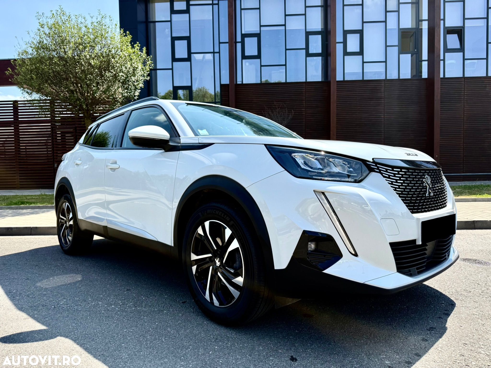 Peugeot 2008 - 1