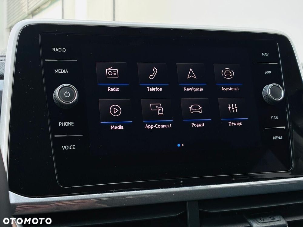 Volkswagen T-Roc - 13