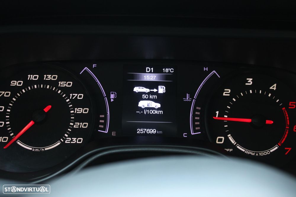 Fiat Tipo Station Wagon 1.6 M-Jet Lounge Tech DCT - 18