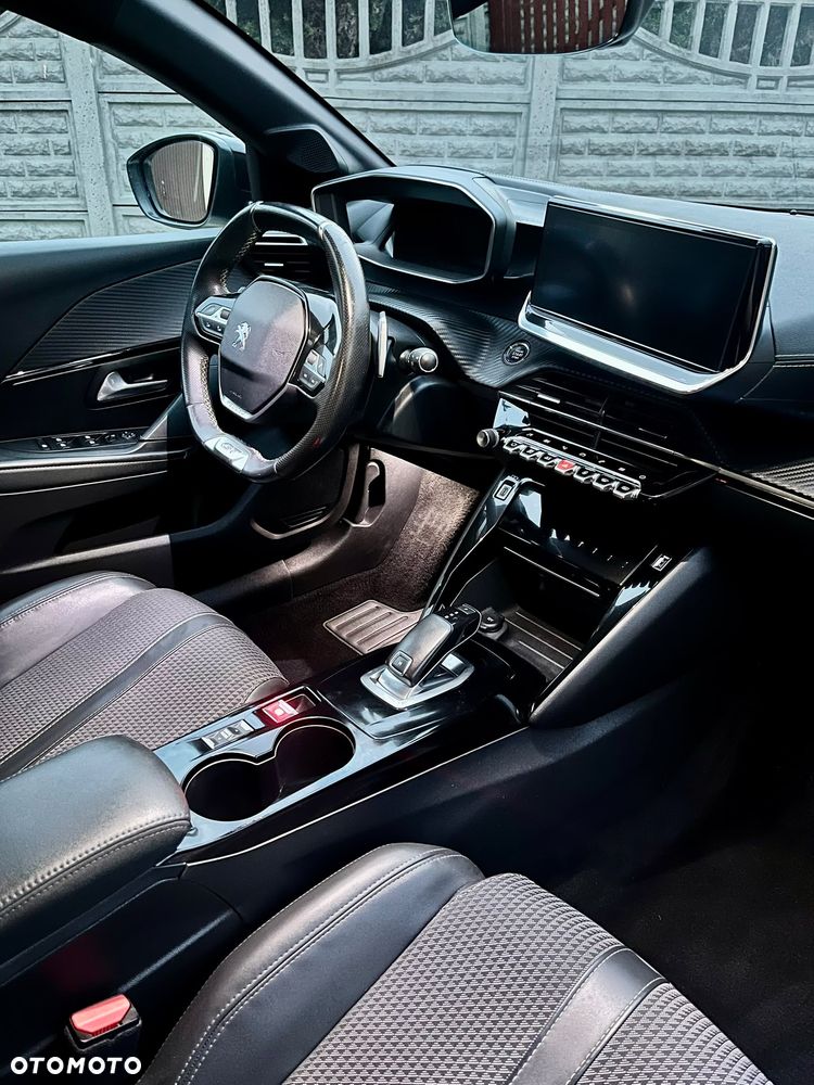 Peugeot 208 1.2 PureTech GT Line S&S EAT8 - 10