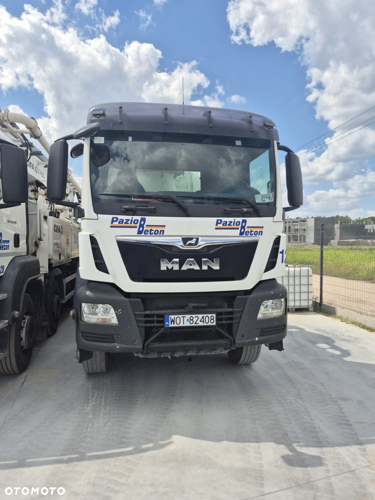 MAN - 10