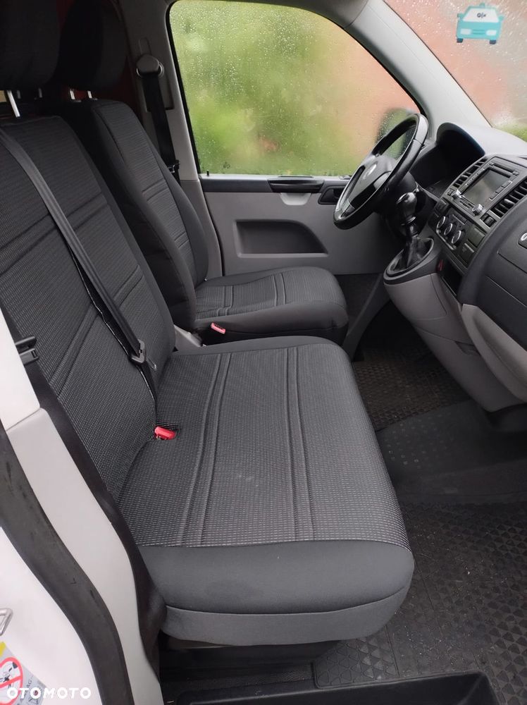Volkswagen Transporter - 22