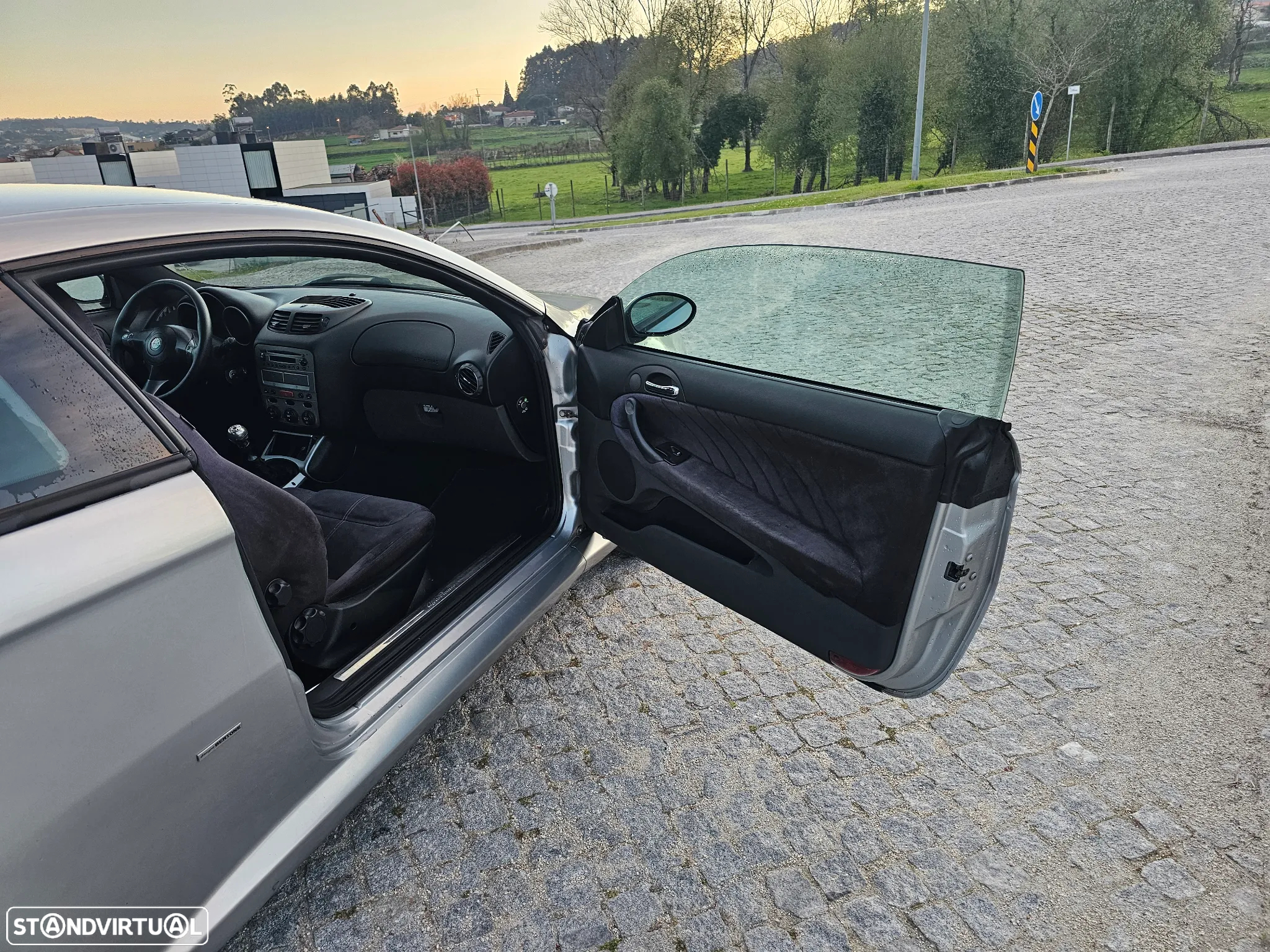 Alfa Romeo GT 1.9 JTD M-JET - 18