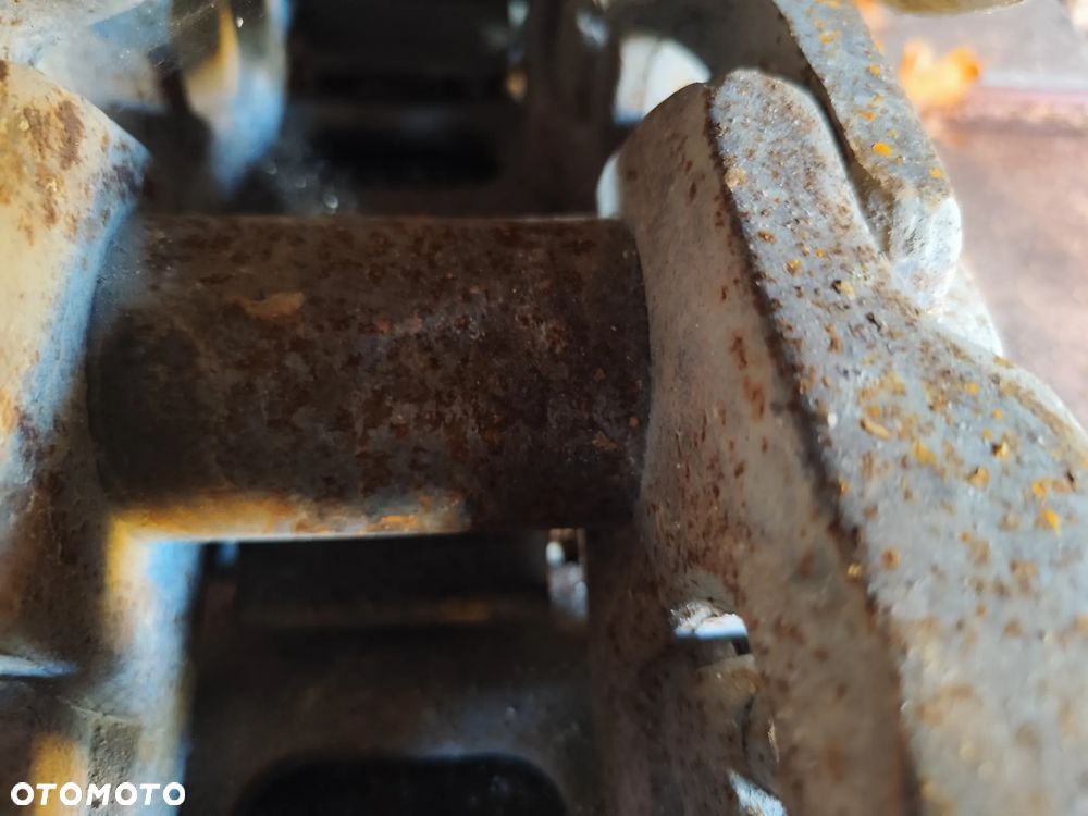 Volvo EC 210 CL - 27