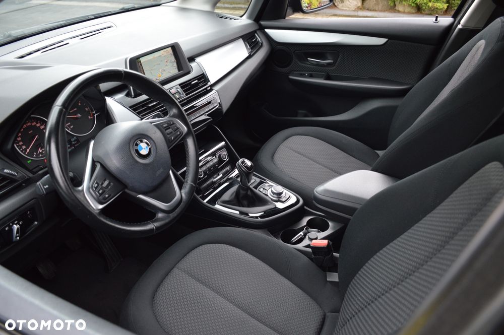 BMW Seria 2 216d Advantage - 17