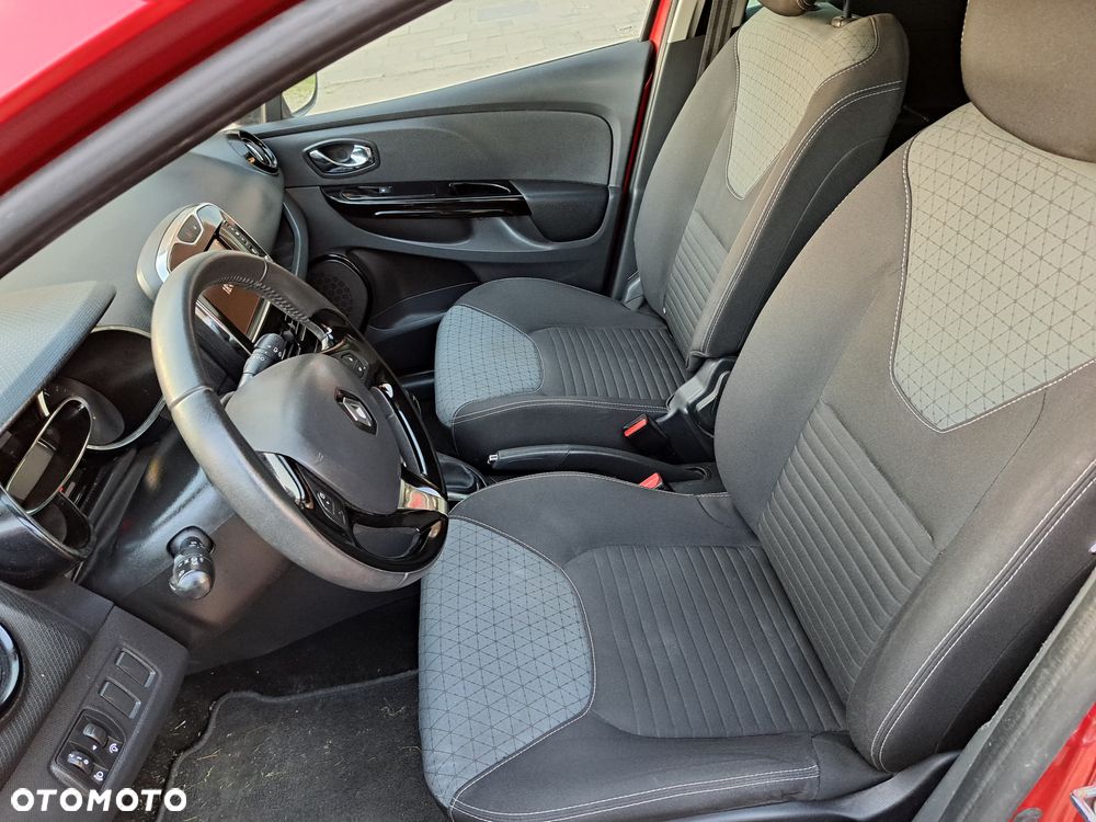 Renault Clio - 16